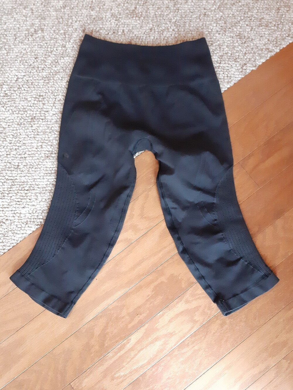 Lululemon In the Flow Cropped Leggings